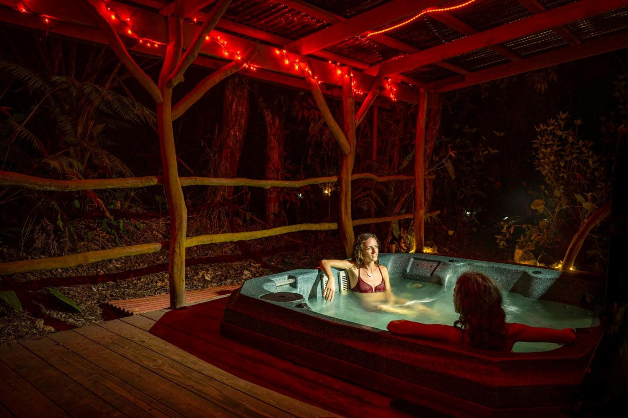 Volcano Inn Bed N Breakfast Екстериор снимка